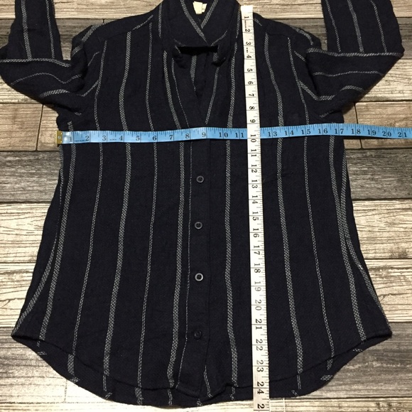 Cloth & Stone Stripe Rayon Button Shirt Women’s XS Navy Blue Anthropologie - Picture 2 of 8